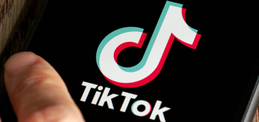 FanHype.de - Wo TikTok-Träume auf authentische Follower-Realität treffen