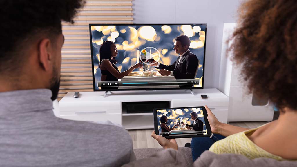 IPTV-Kanäle: Vergleich von Abonnements für Polen und weltweit