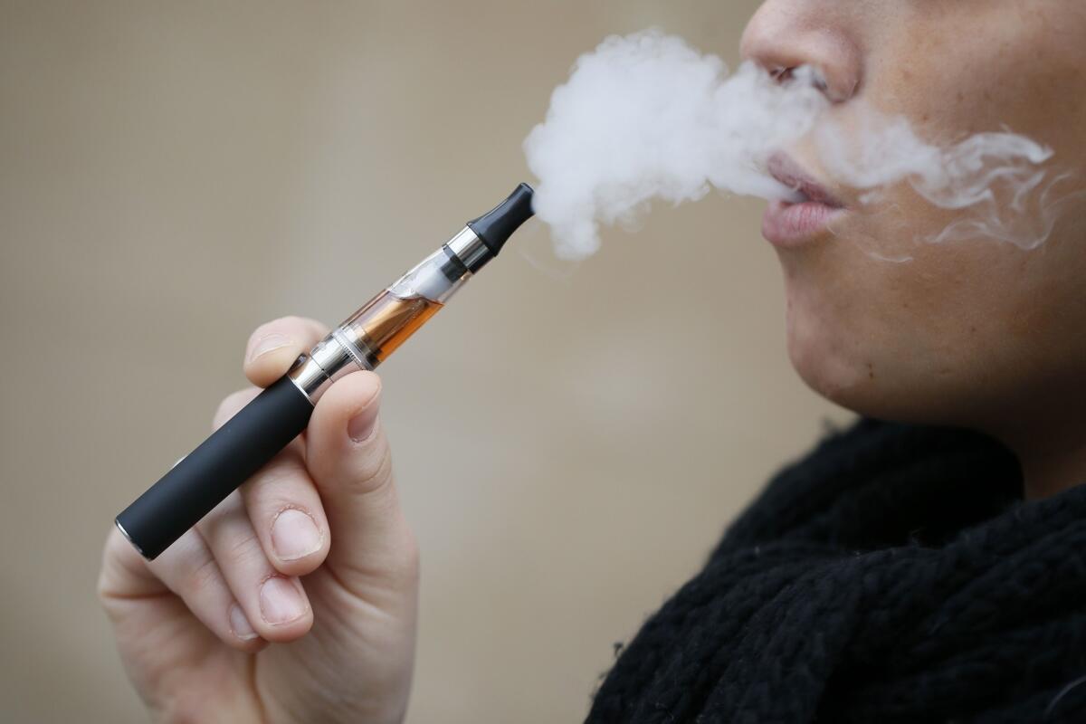Erlebe die Zukunft des Dampfens mit der Al Fakher 30.000 Hypermax Vape